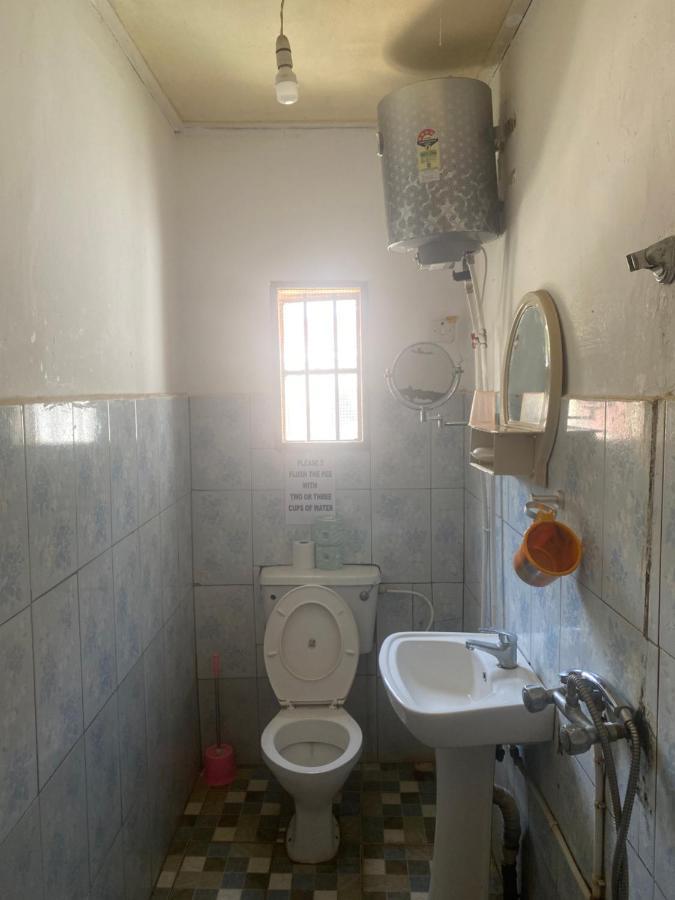 One World Village Guesthouse Bakau Exterior foto