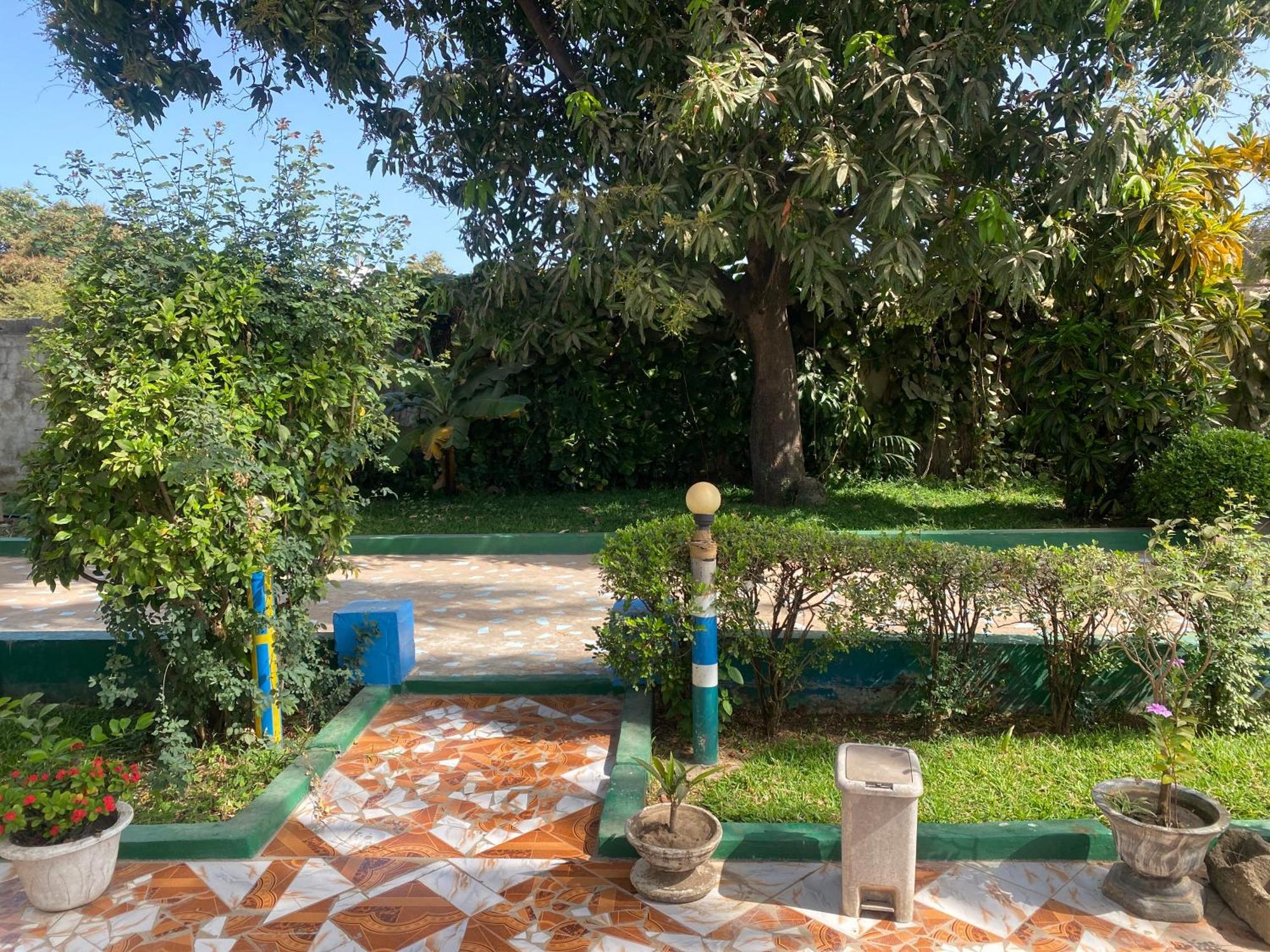 One World Village Guesthouse Bakau Exterior foto